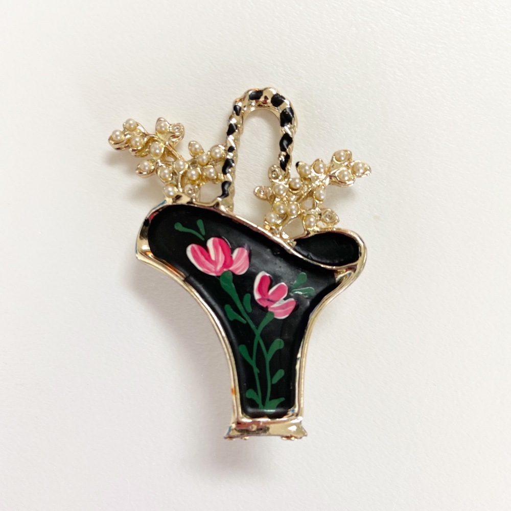 Vintage Rare Ladies Flower Basket Pearl Brooch
